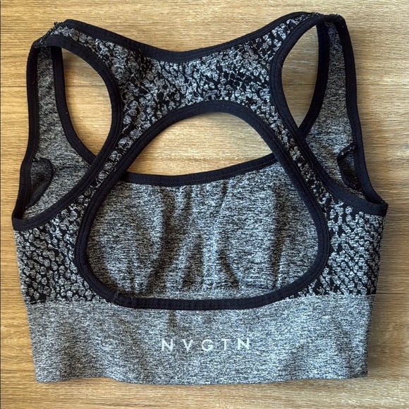 NVGTN Gray Snake Print Sports Bra - Picture 2 of 2